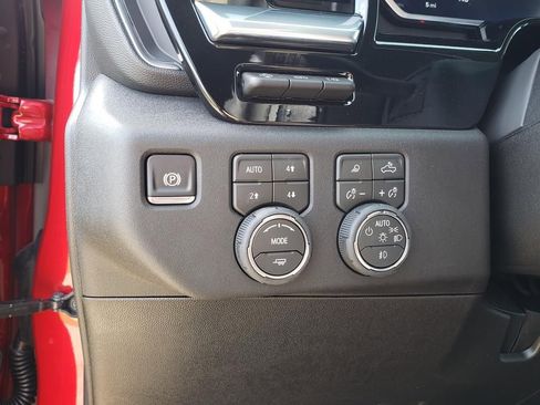 New 2026 Chevrolet Silverado 3500 LTZ w/ LTZ Premium Package image 27