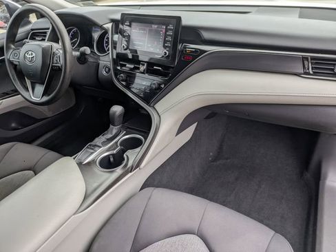 Used 2024 Toyota Camry LE image 31