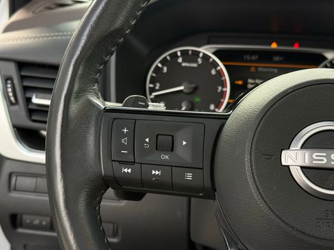 Used 2023 Nissan Rogue SV w/ SV Premium B Package image 53