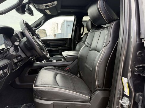 Certified 2022 RAM 2500 Limited w/ Towing Technology Group image 13