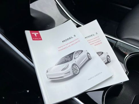 Used 2019 Tesla Model 3 Standard Range Plus image 33