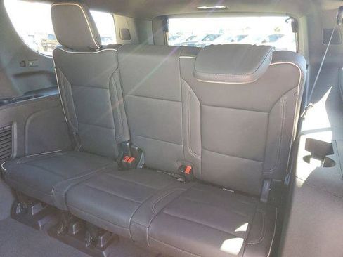 New 2026 GMC Yukon XL Elevation RWD image 8