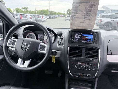 Used 2019 Dodge Grand Caravan GT FWD image 10