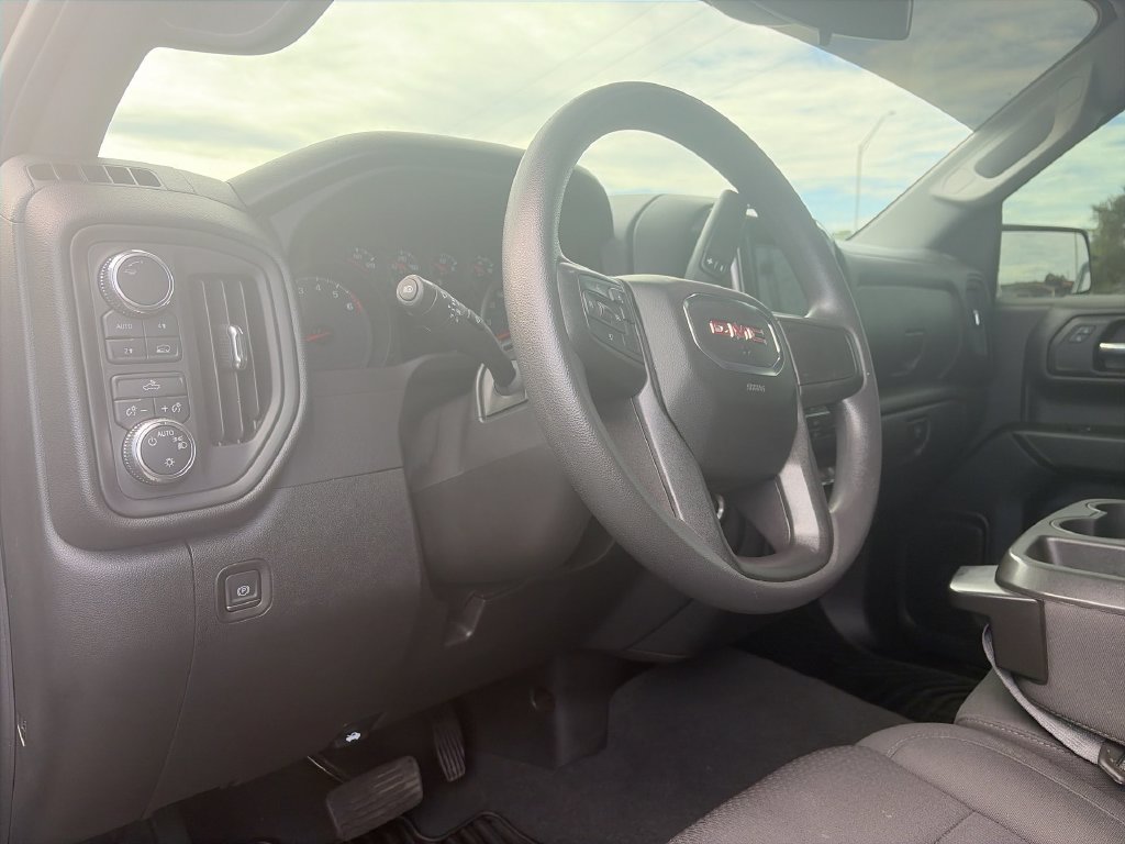 Used 2023 GMC Sierra 1500 Pro w/ Graphite Edition AWD/4WD image 18