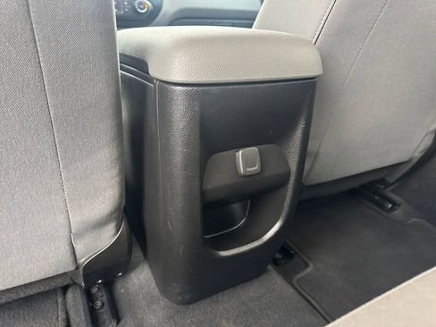 Used 2021 Chevrolet Colorado W/T w/ Custom Special Edition image 22