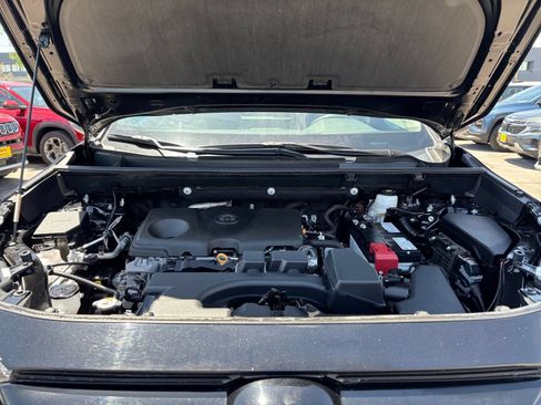Used 2025 Toyota RAV4 XLE w/ Weather Package FWD image 31