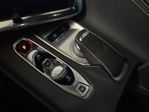 Certified 2020 Chevrolet Corvette Stingray Preferred Cpe w/ 2LT Preferred Equipment Group image 23