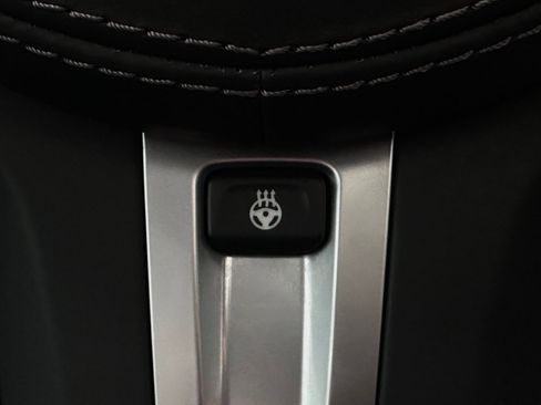 Used 2022 BMW X5 xDrive40i w/ M Sport Package image 17