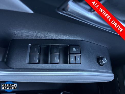 Used 2020 Toyota Highlander XLE image 13