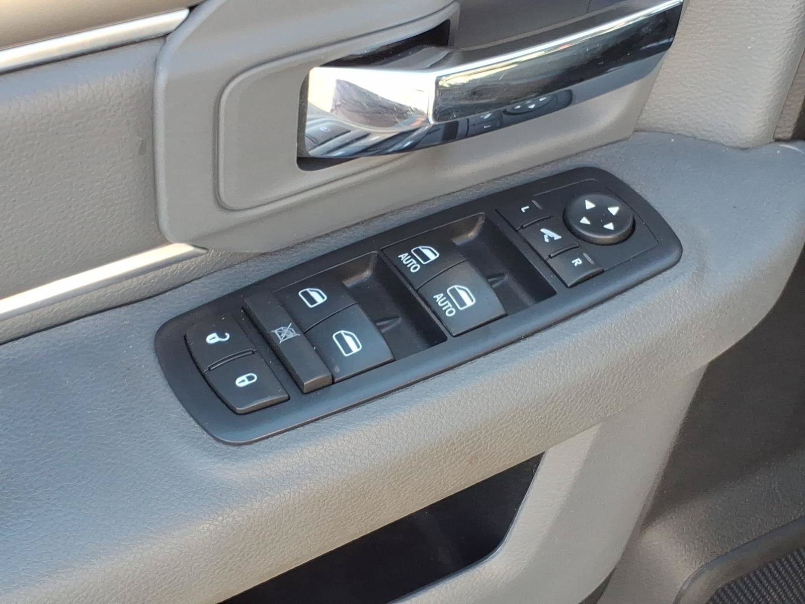 Used 2016 RAM 1500 Big Horn AWD/4WD image 16