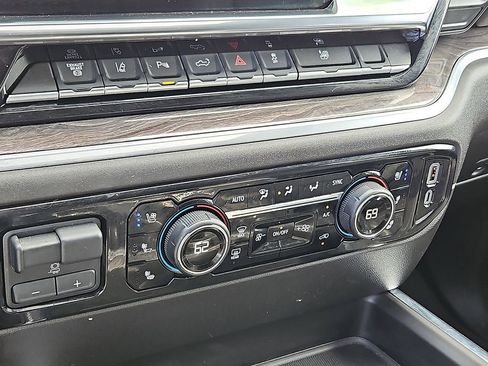 Certified 2025 Chevrolet Silverado 3500 LTZ w/ LTZ Plus Package AWD/4WD image 16