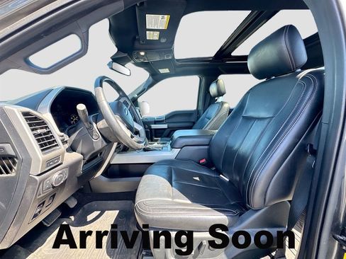 Used 2019 Ford F150 Lariat w/ Equipment Group 502A Luxury AWD/4WD image 6