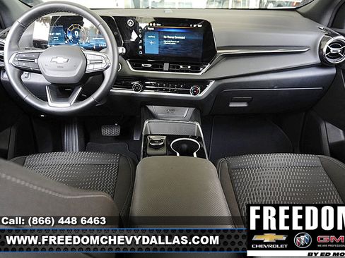 Used 2026 Chevrolet Equinox LT FWD image 6