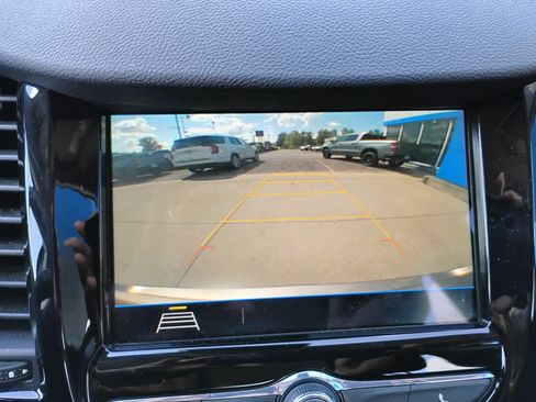 Used 2018 Chevrolet Trax LS FWD image 16