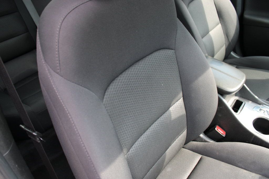 Used 2024 Chevrolet Malibu LT FWD image 20