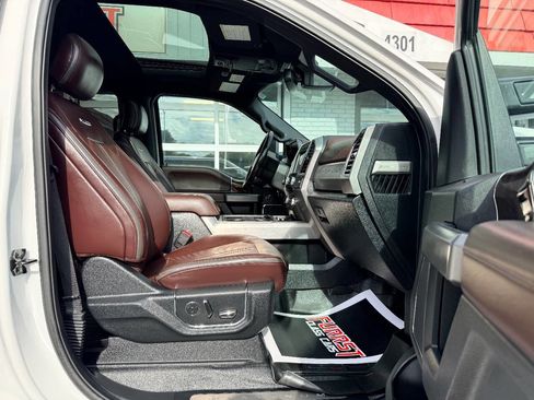 Used 2017 Ford F250 Platinum w/ Platinum Ultimate Package image 42