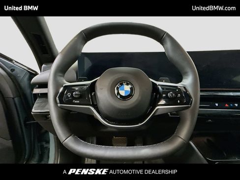 Certified 2026 BMW 530i RWD image 13