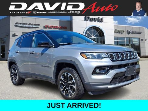 Used 2023 Jeep Compass Limited w/ Sun and Sound Group AWD/4WD image 1