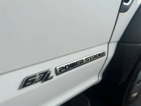 Used 2021 Ford F550 2WD Crew Cab Super Duty image 7