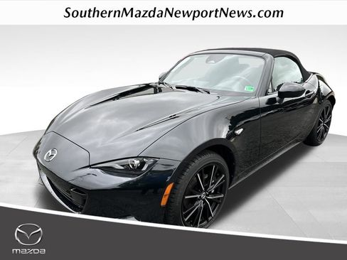 New 2025 MAZDA MX-5 Miata Grand Touring image 1