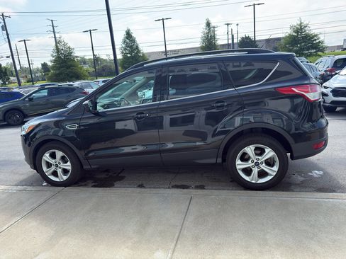 Used 2015 Ford Escape SE w/ Equipment Group 201A FWD image 6