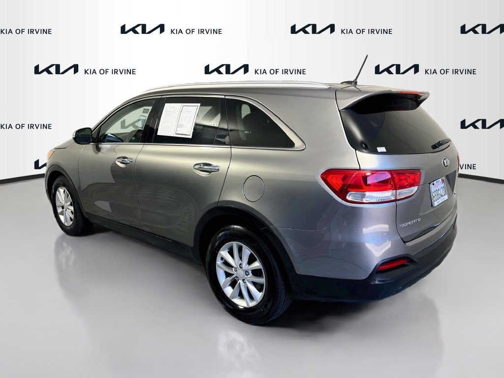 Used 2018 Kia Sorento FWD V6 image 6