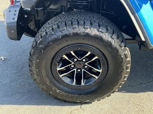 Used 2024 Jeep Wrangler Unlimited Rubicon image 14