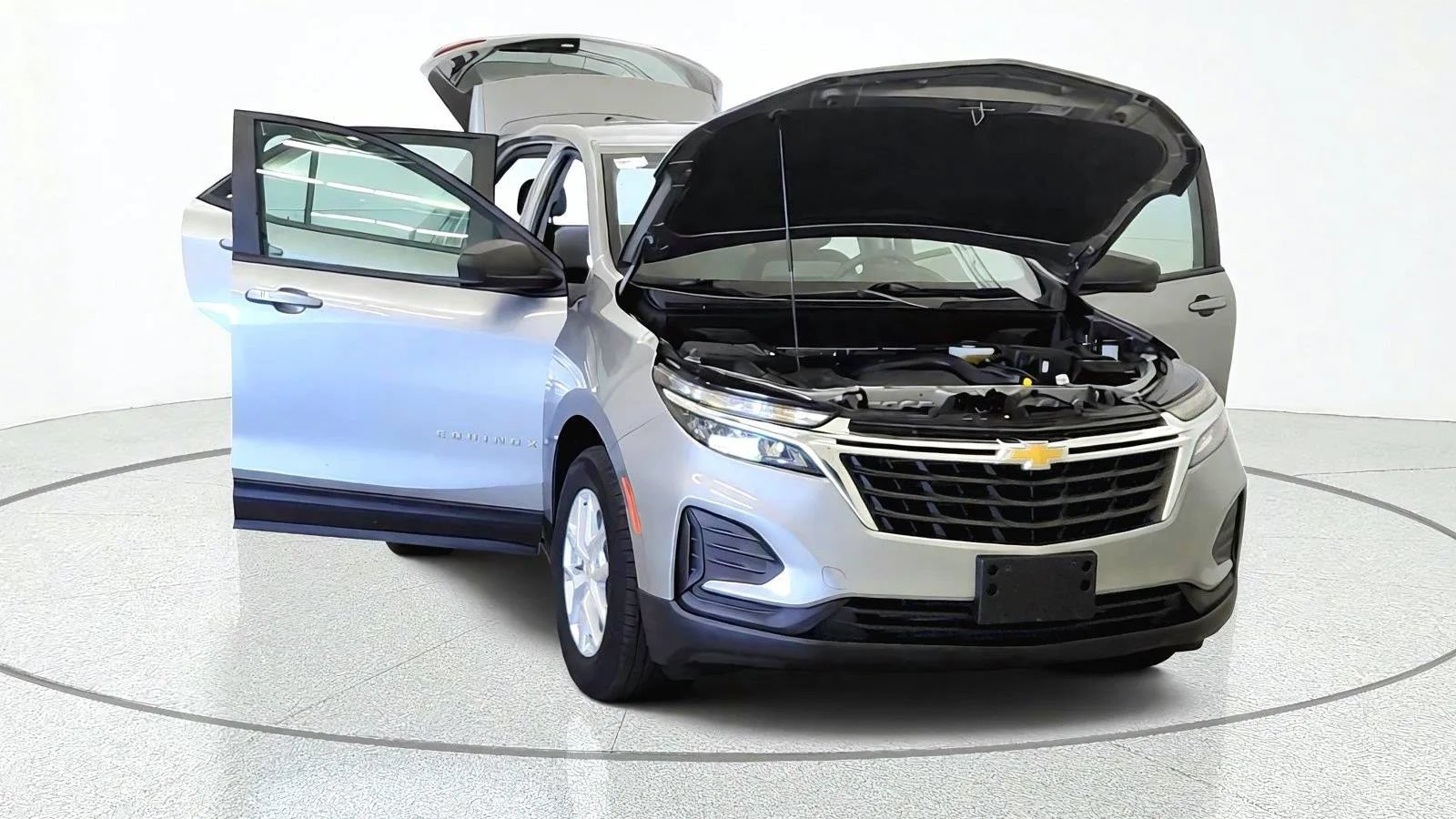 Used 2023 Chevrolet Equinox LS FWD image 12