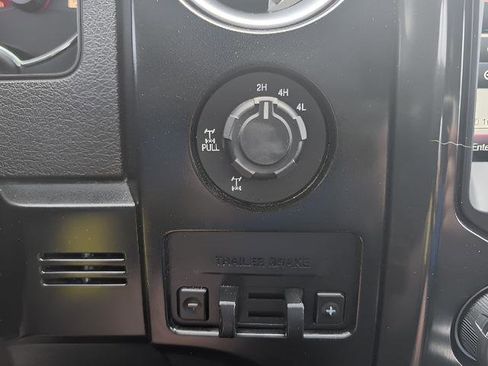 Used 2014 Ford F150 FX4 w/ FX Appearance Package AWD/4WD image 15