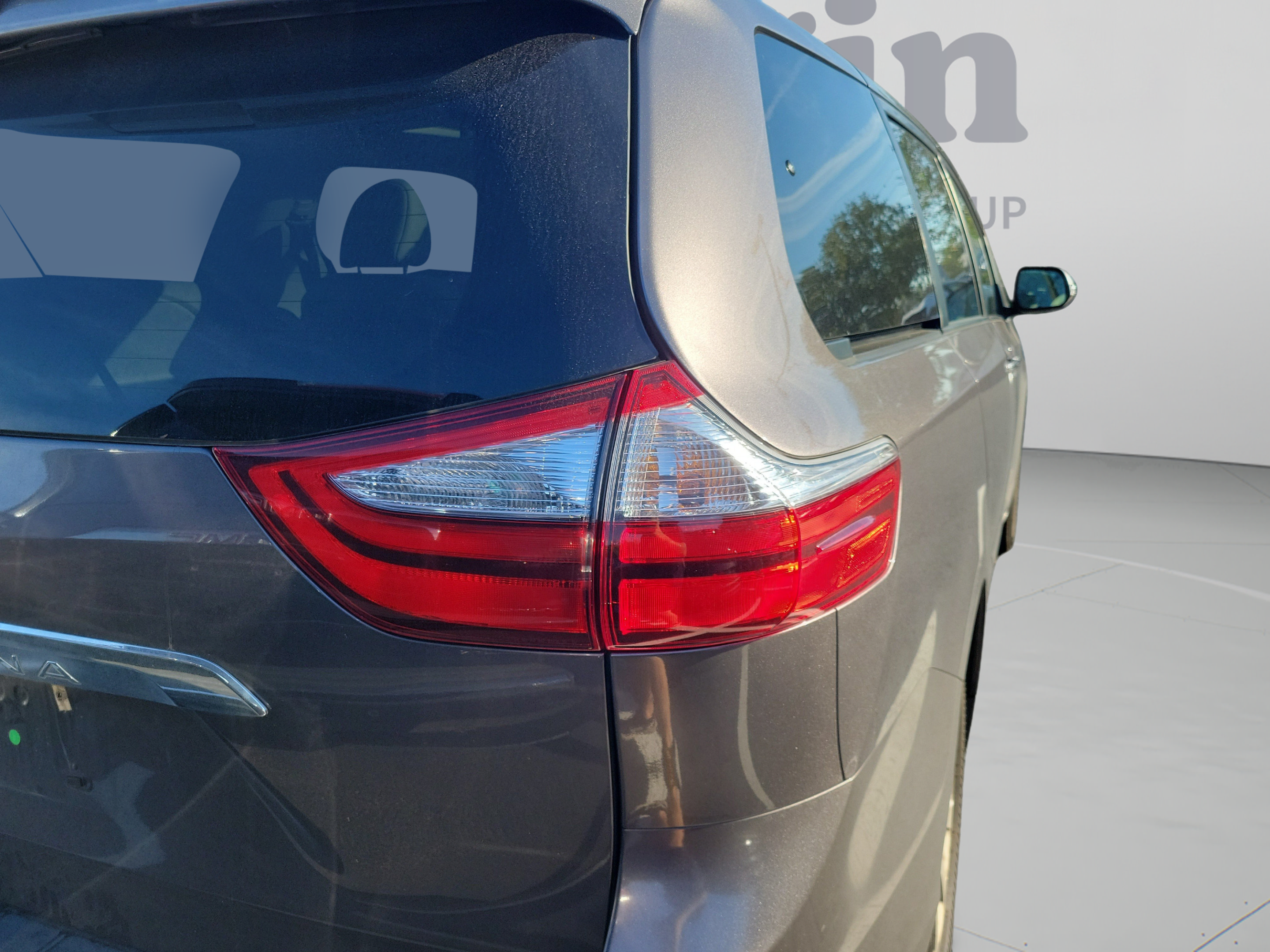 Used 2015 Toyota Sienna Limited Premium AWD/4WD image 24