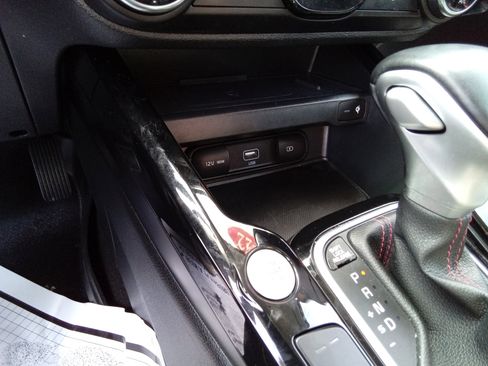 Used 2022 Kia Soul Turbo FWD image 21
