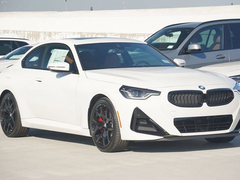 Used 2026 BMW 230i Coupe w/ Premium Package RWD image 3