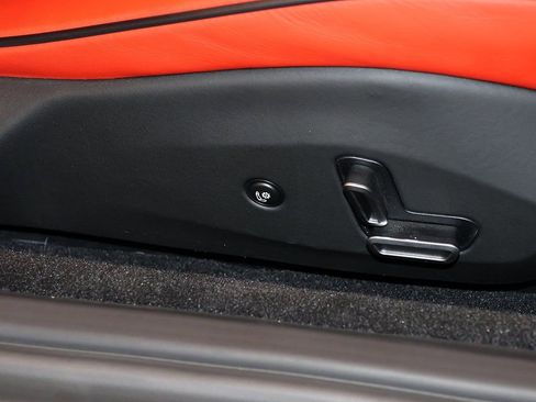 Certified 2022 Ferrari Portofino M M image 34