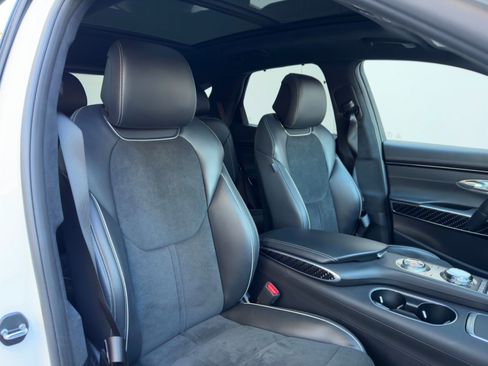 Used 2022 Genesis GV70 3.5T Sport w/ Sport Prestige Package image 41