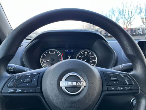 Used 2025 Nissan Sentra S image 25