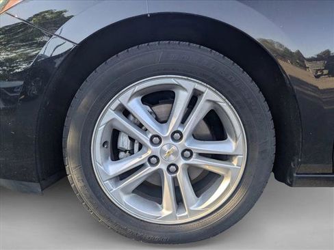 Used 2016 Chevrolet Cruze LT FWD image 18