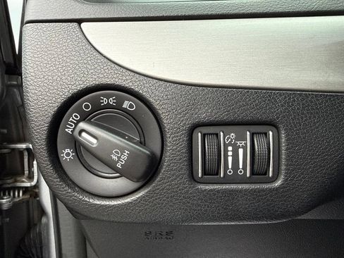 Used 2019 Dodge Grand Caravan GT FWD image 25