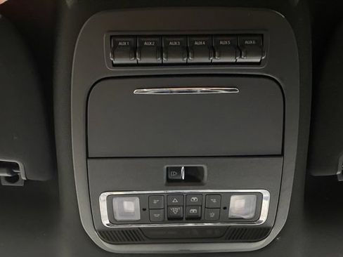 Used 2023 Ford F350 Platinum AWD/4WD image 41