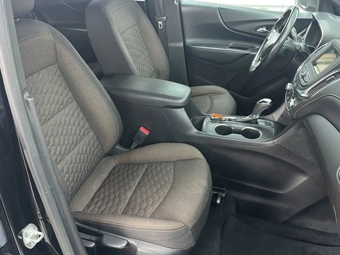 Used 2019 Chevrolet Equinox LT AWD/4WD image 22