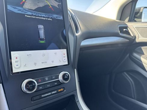 Certified 2024 Ford Edge SEL image 28