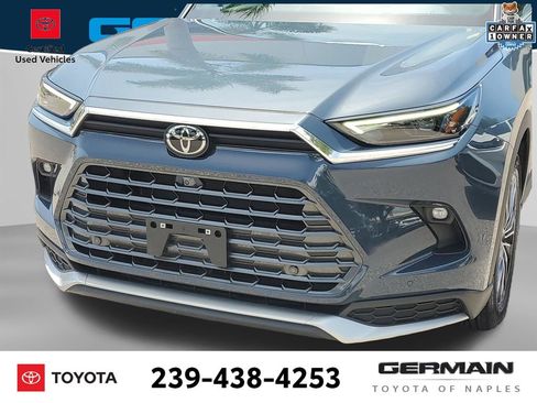 Used 2024 Toyota Grand Highlander AWD Hybrid image 14