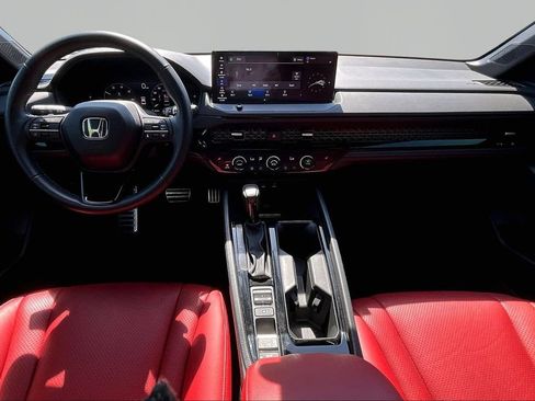 Used 2025 Honda Accord Sport image 8