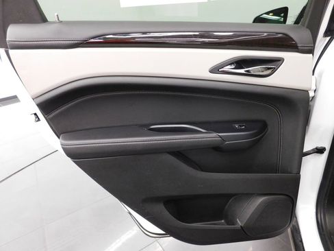 Used 2015 Cadillac SRX Performance w/ Driver Awareness Package image 15