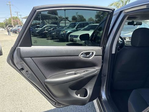 Used 2017 Nissan Sentra SR Turbo FWD image 9