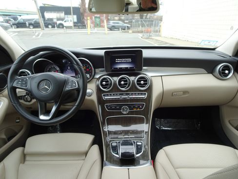 Used 2016 Mercedes-Benz C 300 Sedan image 15