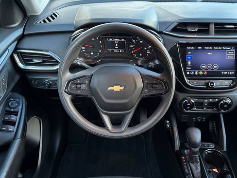 Certified 2021 Chevrolet TrailBlazer LT w/ Convenience Package image 15