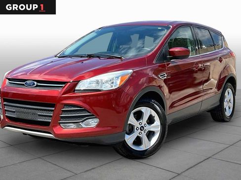 Used 2015 Ford Escape SE FWD image 1