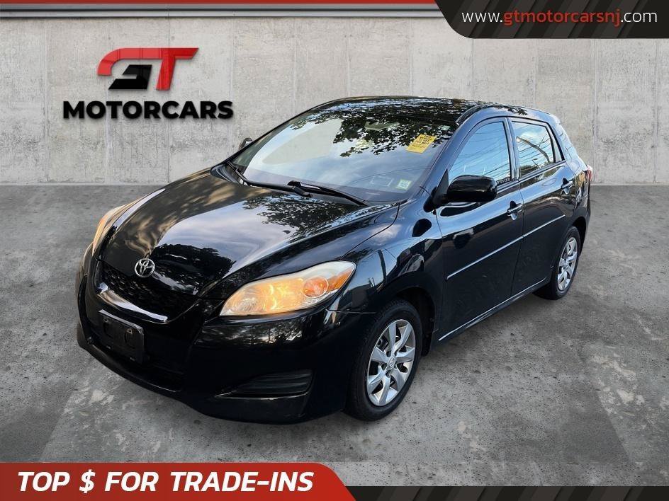 Used 2012 Toyota Matrix L FWD image 1