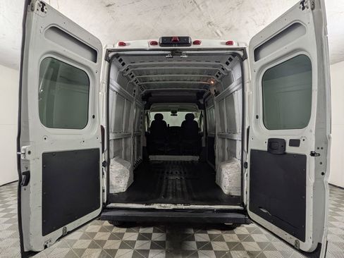 Used 2021 RAM ProMaster 2500 image 9