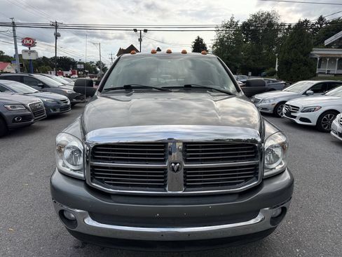 Used 2008 Dodge Ram 2500 Truck SLT w/ Popular Equipment Group AWD/4WD image 2